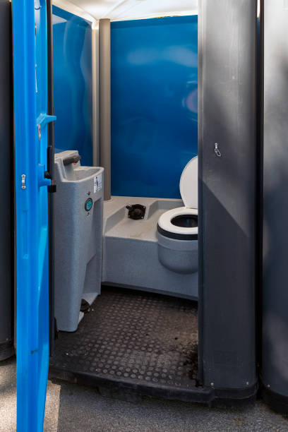 Portable Toilet Options We Offer in Evans, CO