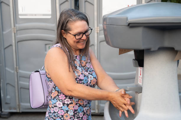 Best Affordable portable toilet rental  in Evans, CO